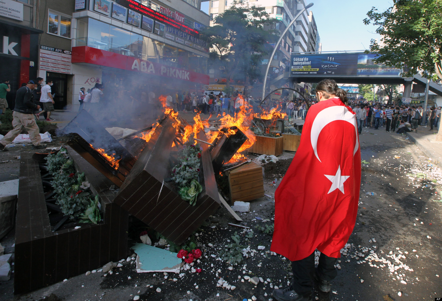 Demonstrations Rock Istanbul