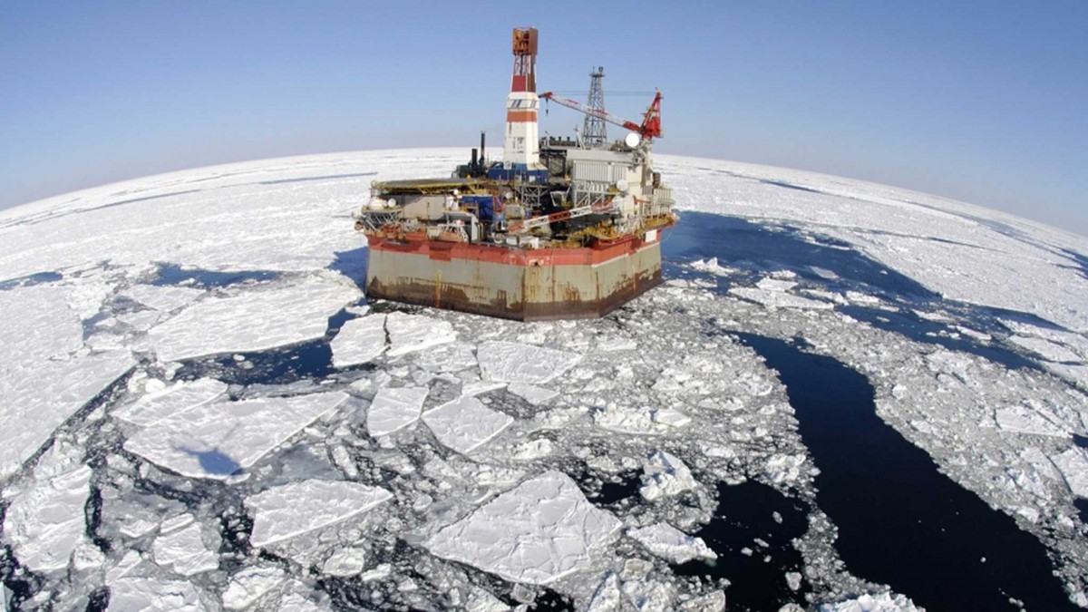 Arctic oil drilling, Arctic oil protests, Sami people, oil spills, Deepwater Horizon, Arctic conditions