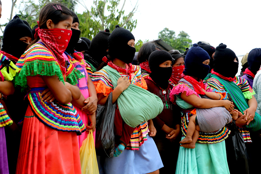 Zapatista rebellion, Subcomandante Marcos, Zapatista government, Zapatista organizing model, anti-globalization movement