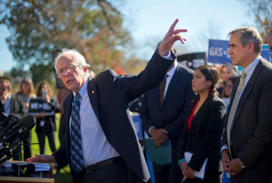 Keep it in the Ground Act, carbon emissions, Bernie Sanders, banning fossil fuel extraction, Keystone XL pipeline, Arctic drilling, Powder River Basin coal, Republican climate denial