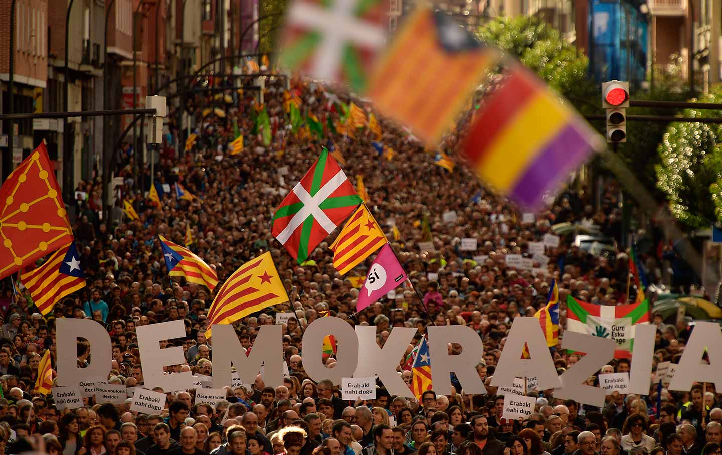 Catalan independence, Catalan referendum, autogestio, Committees to Defend the Referendum