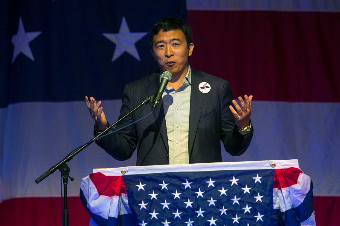 Andrew Yang, 2020 presidential race, robots, AI, driverless trucks, universal basic income