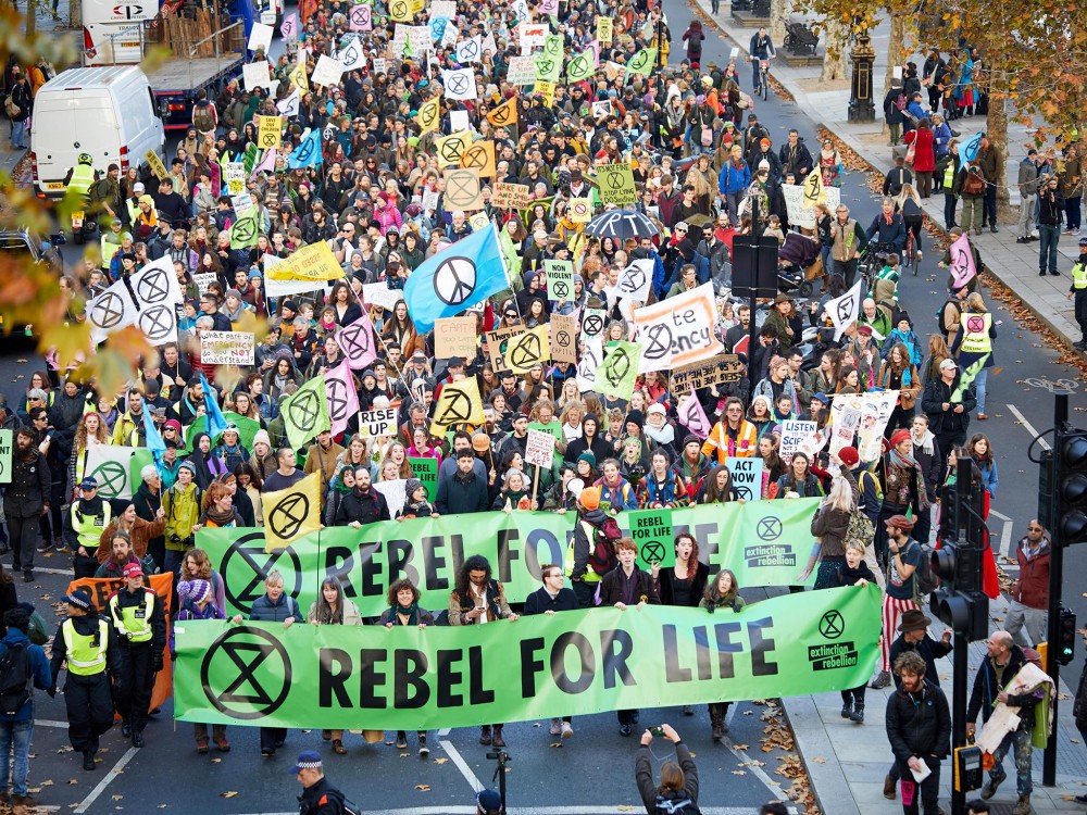 climate movement, Extinction Rebellion, XR, greenwashing, banks funding climate change, climate criminals, climate catastrophe, global climate protests, carbon emissions