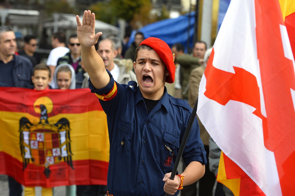 Catalan independence, Spanish austerity policies, far-right movements, fascism, austerity cuts, Ciudadanos, Podemos, bank bailouts, European far-right