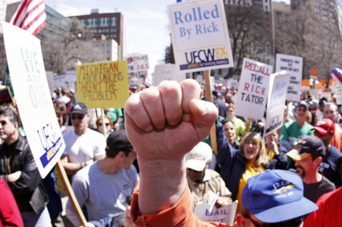 Sea-Tac, Fight for $15, labor organizing, union organizing, labor power, labor action, strikes, walk-outs, minimum wage movement