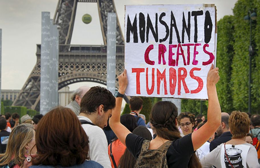 paris protest, March Against Monsanto, Monsanto, GMOs, genetically modified organisms, genetic seeds