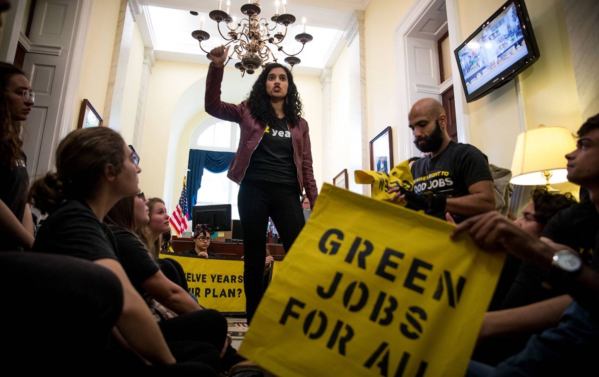 Student activists with the Sunrise Movement occupy Nancy Pelosi's office to demand that she and the Democrats act on climate change on November 13, 2018, in Washington, DC. (Shutterstock / Rachael Warriner)