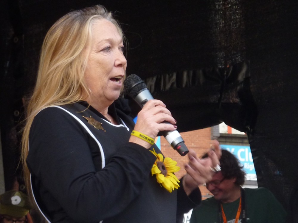 Cuadrilla, The Nanas, U.K. anti-fracking protests, Tina Rothery