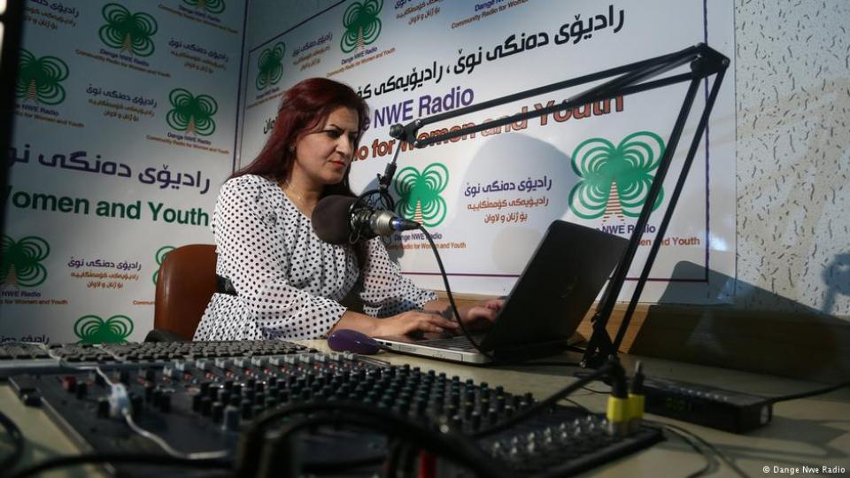 Kurdish fighters, Kurdish women, Kurdish radio, Radio Dange Nwe, New Radio, forced marriage, honor killings, women's rights, WADI, refugee crisis, migrant crisis