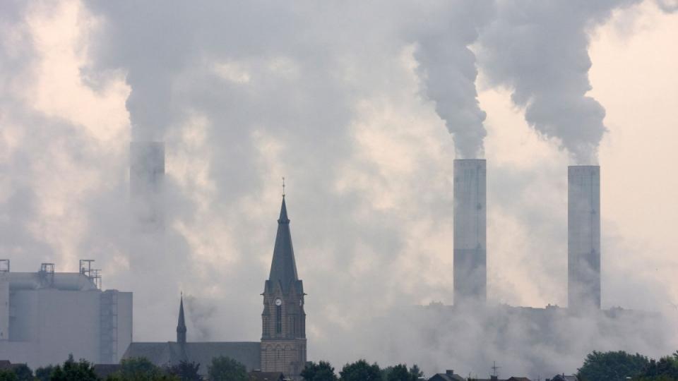 fossil fuel divestment, divestment movement, Catholic divestment, Paris climate agreement, coal emissions, tar sands, carbon emissions