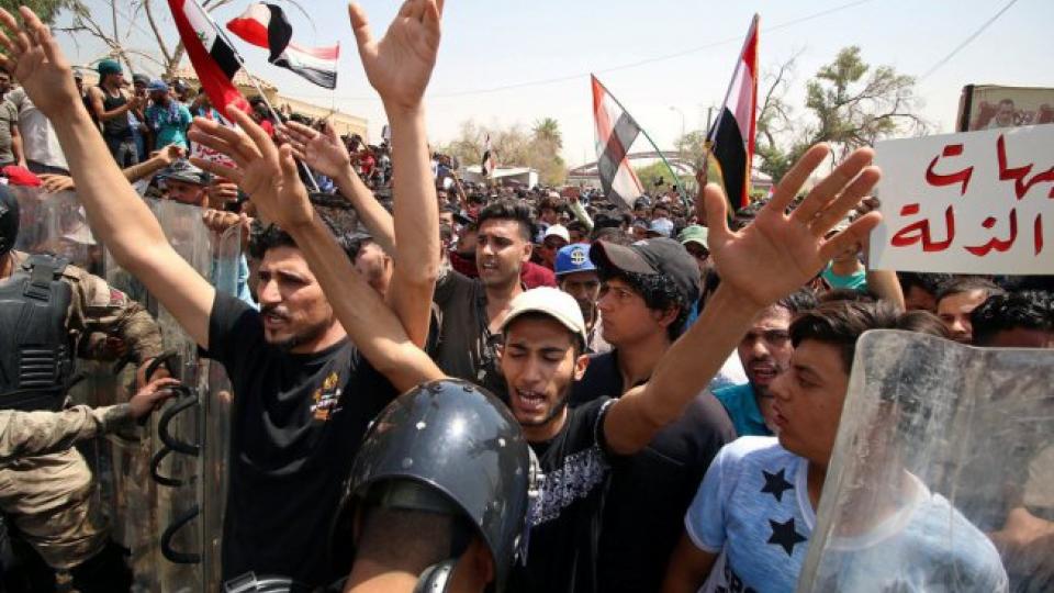 Iraq protests, oil company conditions, access to clean water, Iraqi jobs program, Iraqi environmental degradation