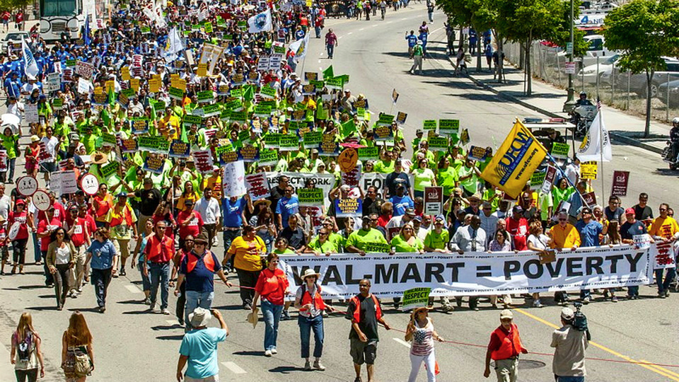 Thousands march through Los Angeles’s Chinatown to stop Wal-mart’s invasion of Los Angeles. 