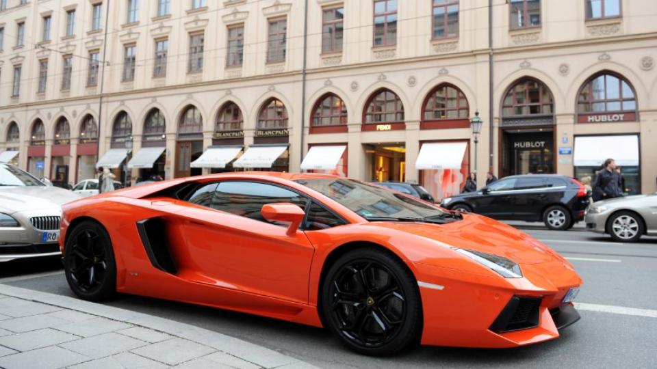 A Lamborghini in the city center of Munich.