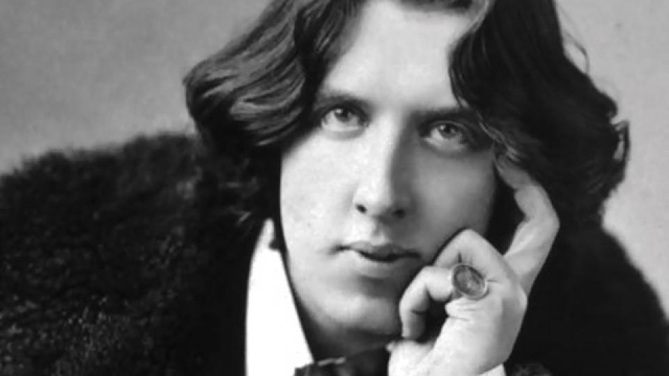 Happy 158th! Revisiting the Socialism of Oscar Wilde