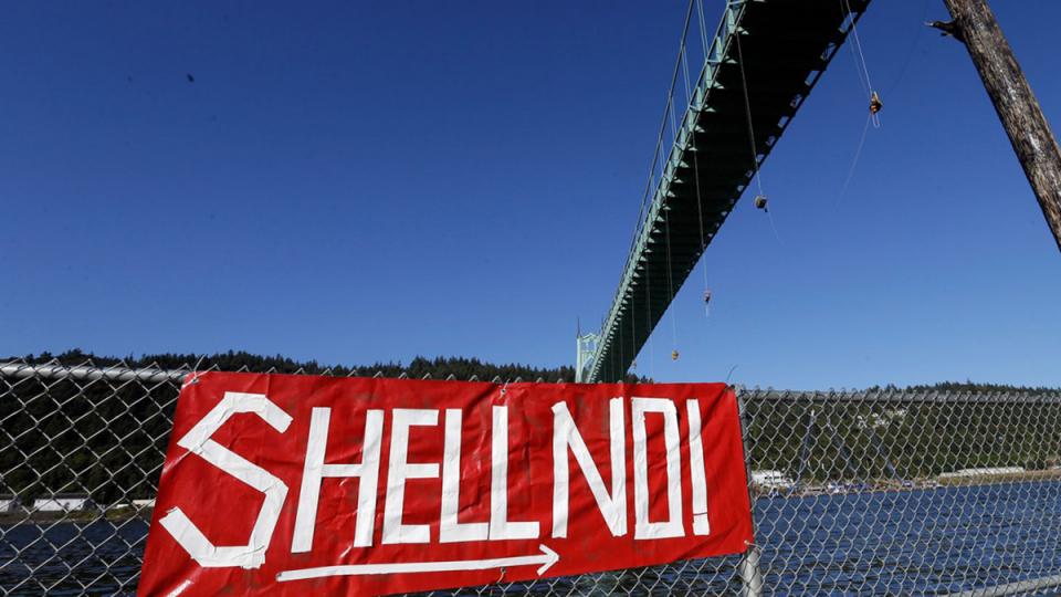 ShellNo, Shell Arctic drilling, carbon emissions, oil spills, Chukchi Sea, kayaktivists