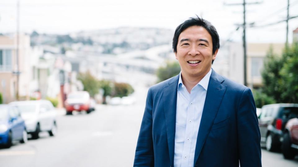 Andrew Yang, 2020 primaries, presidential candidates, universal basic income, Medicare for All, automation, robot economy, AI technology