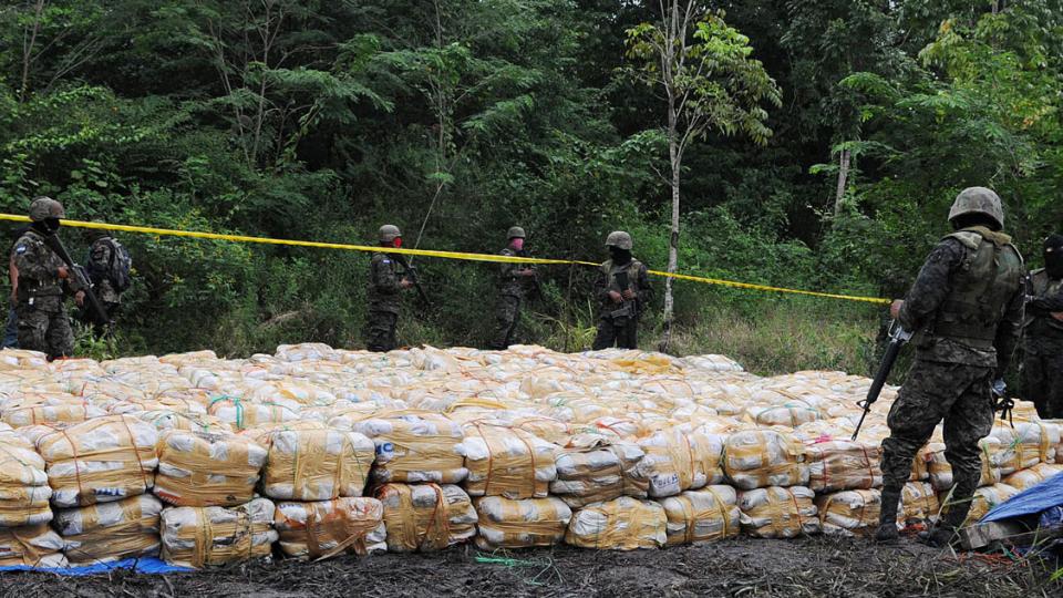 Berta Cáceres, Berta Cáceres murdered, environmentalist murdered, Civic Council of Popular and Indigenous Movements of Honduras, COPINH, DESA, dam building, dam protests, Honduras police killings, Honduras violence